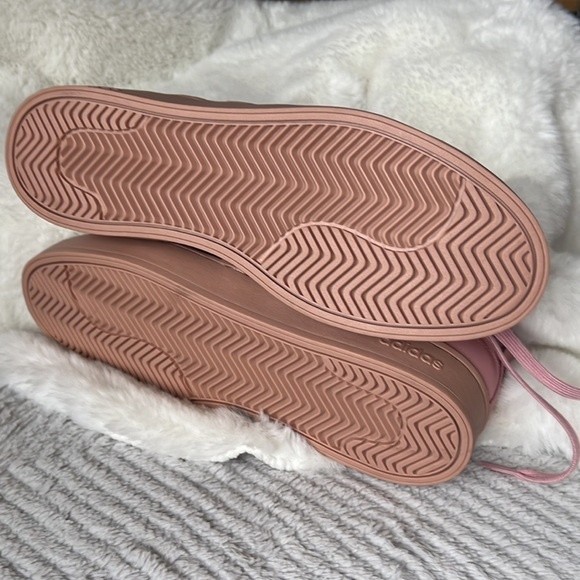 adidas Women's Sneakers in Pink and Cream - Picture 7 of 14